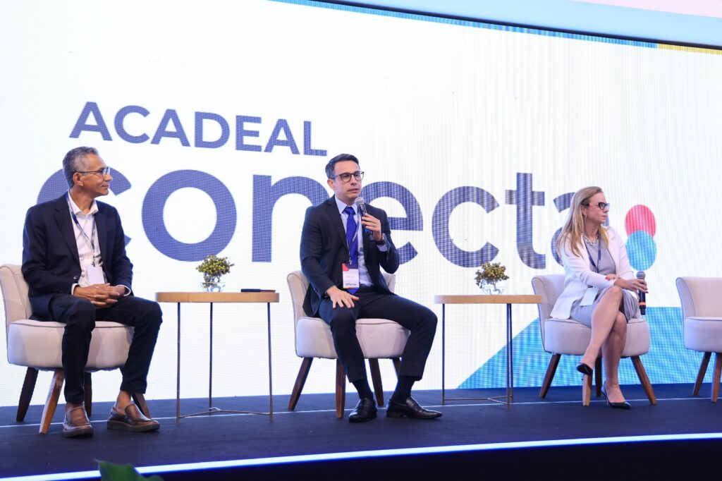 Foto Acadeal Conecta